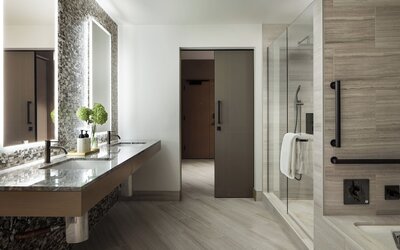 InterContinental Seattle Bellevue, by IHG