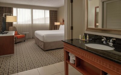 DoubleTree Suites by Hilton Seattle Airport - Southcenter