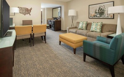 Embassy Suites by Hilton Seattle Tacoma International Airport