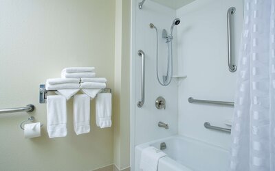 Embassy Suites by Hilton Seattle Tacoma International Airport