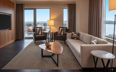 Hyatt Regency Lake Washington at Seattle’s Southport