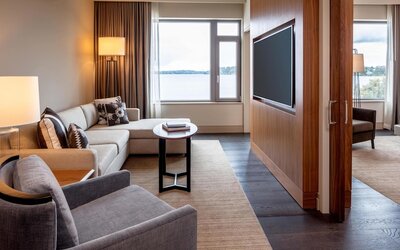 Hyatt Regency Lake Washington at Seattle’s Southport