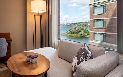 Hyatt Regency Lake Washington at Seattle’s Southport