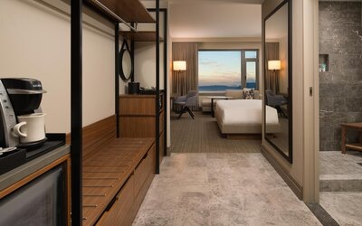 Hyatt Regency Lake Washington at Seattle’s Southport