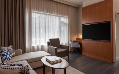 Hyatt Regency Lake Washington at Seattle’s Southport