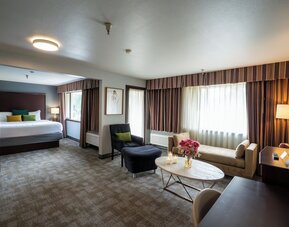 Ramada by Wyndham Tukwila Southcenter
