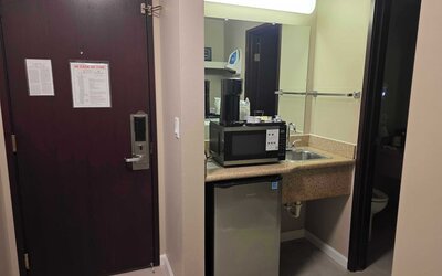 Ramada by Wyndham Tukwila Southcenter