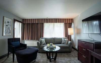 Ramada by Wyndham Tukwila Southcenter