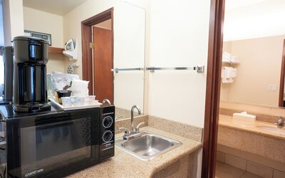 Ramada by Wyndham Tukwila Southcenter