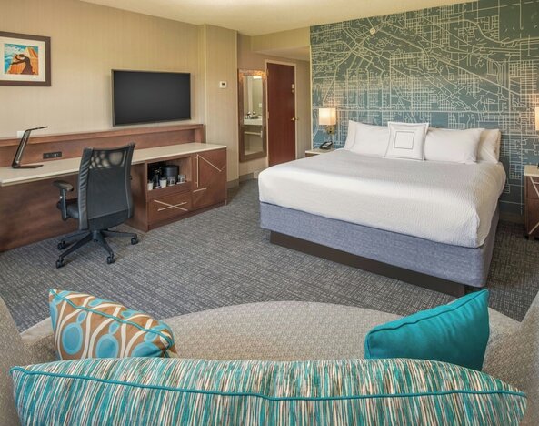 Courtyard by Marriott Seattle Sea-Tac Area