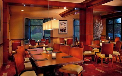 Courtyard by Marriott Seattle Sea-Tac Area