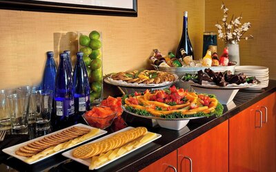 Courtyard by Marriott Seattle Sea-Tac Area