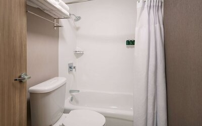 Sonesta Select Seattle Renton Suites