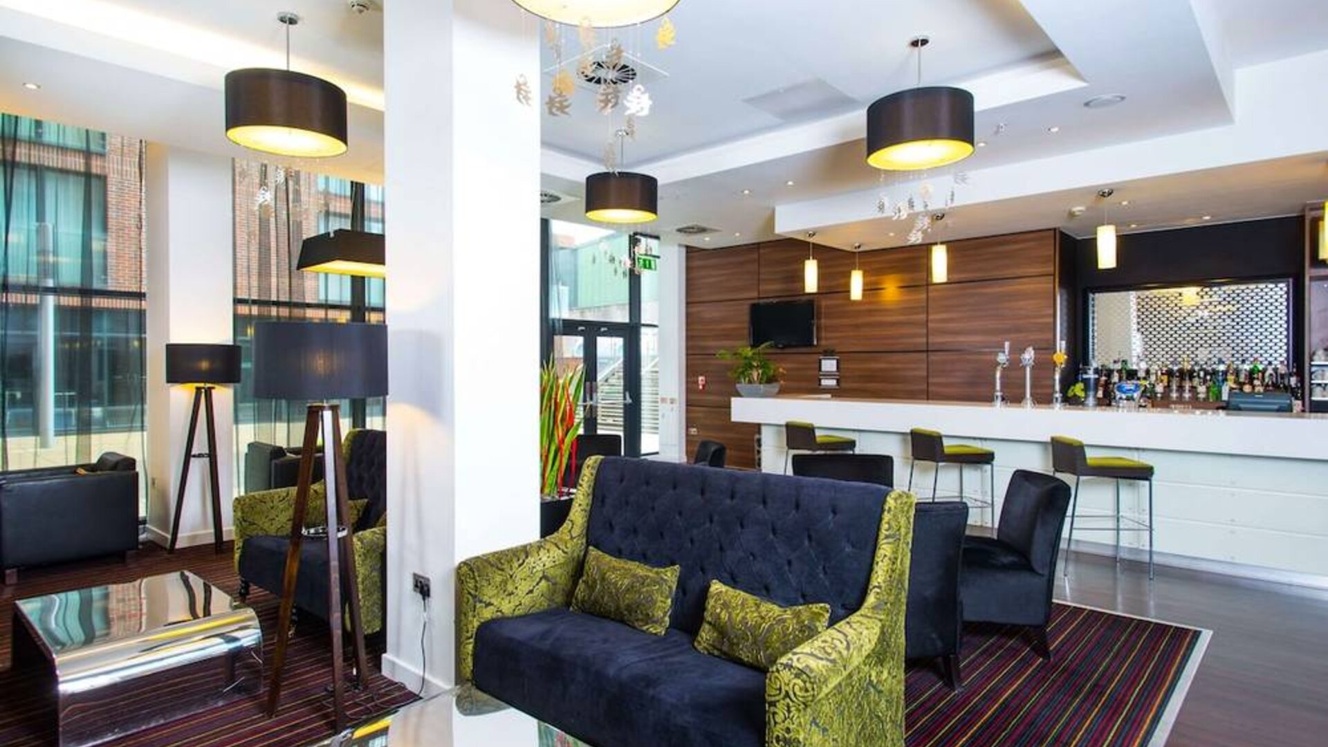 Comfortable lobby, lounge, and bar area. 
