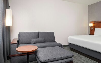 Courtyard by Marriott Albuquerque Airport
