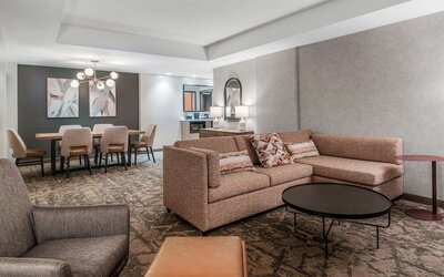 Embassy Suites by Hilton Albuquerque