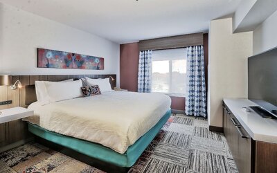 Hilton Garden Inn Albuquerque / Journal Center