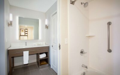 Homewood Suites by Hilton Albuquerque-Journal Center