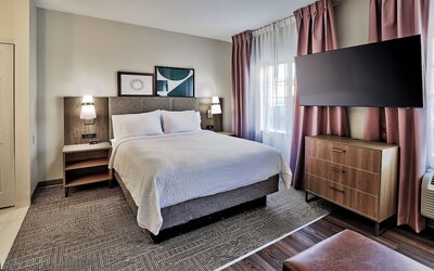 Staybridge Suites Albuquerque - Airport by IHG