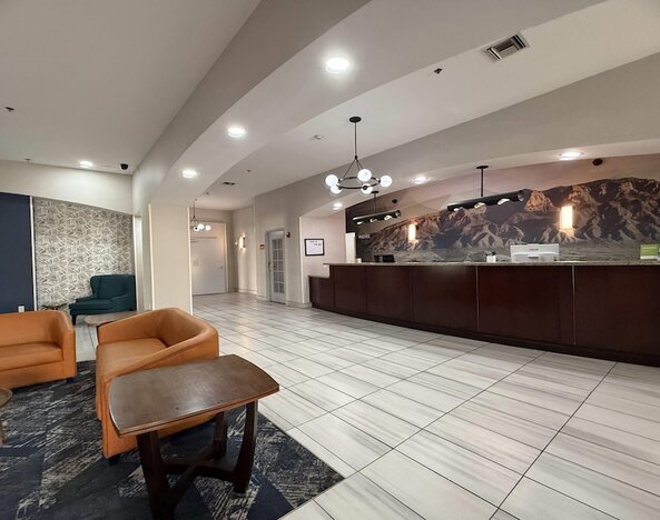 La Quinta Inn & Suites by Wyndham Albuquerque Midtown