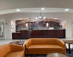 La Quinta Inn & Suites by Wyndham Albuquerque Midtown