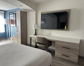La Quinta Inn & Suites by Wyndham Albuquerque Midtown