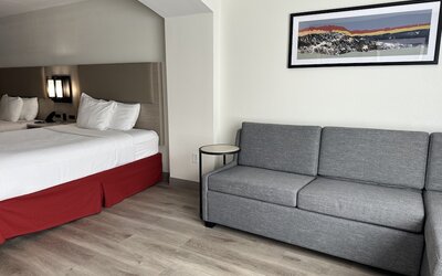 La Quinta Inn & Suites by Wyndham Albuquerque Midtown