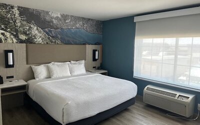 La Quinta Inn & Suites by Wyndham Albuquerque Midtown