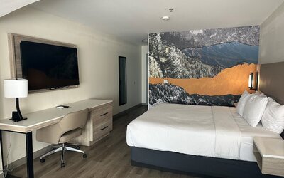 La Quinta Inn & Suites by Wyndham Albuquerque Midtown