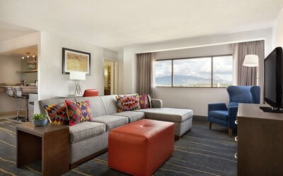 DoubleTree by Hilton Hotel Albuquerque