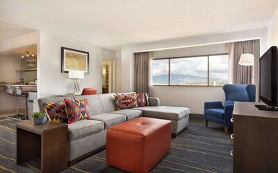 DoubleTree by Hilton Hotel Albuquerque