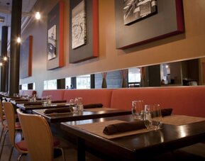 Chicago's Essex Inn