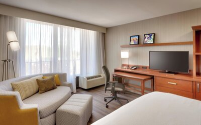 Courtyard by Marriott Albuquerque
