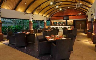 Dining area suitable for co-working at the DoubleTree by Hilton Goa - Arpora - Baga.