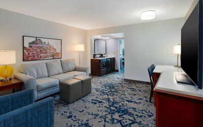 Embassy Suites by Hilton Montgomery Hotel & Conference Ctr