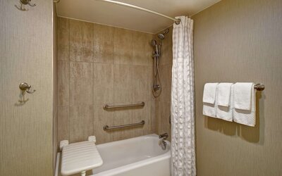 Embassy Suites by Hilton Montgomery Hotel & Conference Ctr