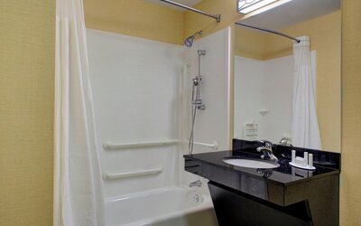 Fairfield Inn & Suites by Marriott Montgomery EastChase Pkwy