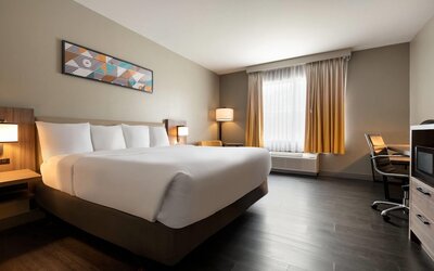 La Quinta Inn & Suites by Wyndham Montgomery