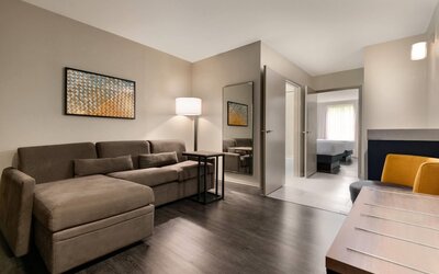 La Quinta Inn & Suites by Wyndham Montgomery