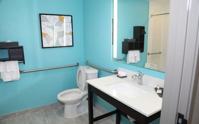 La Quinta Inn & Suites by Wyndham Montgomery