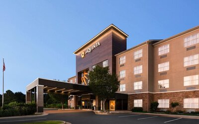 La Quinta Inn & Suites by Wyndham Montgomery