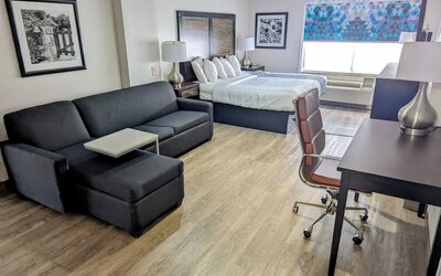 La Quinta Inn & Suites by Wyndham Prattville