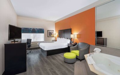 La Quinta Inn & Suites by Wyndham Prattville