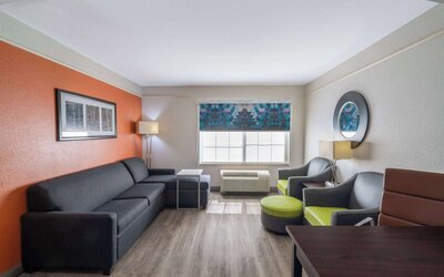 La Quinta Inn & Suites by Wyndham Prattville