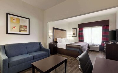 Wingate by Wyndham - Montgomery