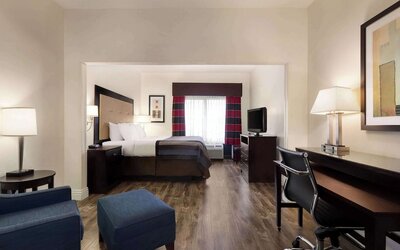 Wingate by Wyndham - Montgomery
