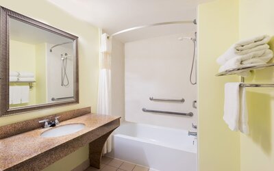 Wingate by Wyndham - Montgomery