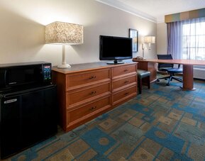La Quinta Inn & Suites by Wyndham Phoenix West Peoria