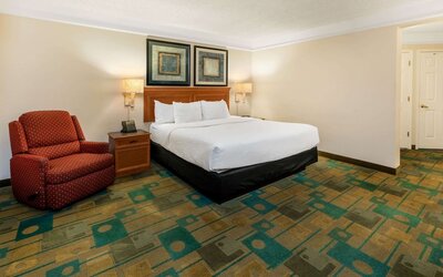 La Quinta Inn & Suites by Wyndham Phoenix West Peoria