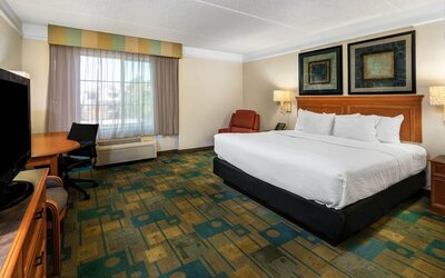 La Quinta Inn & Suites by Wyndham Phoenix West Peoria